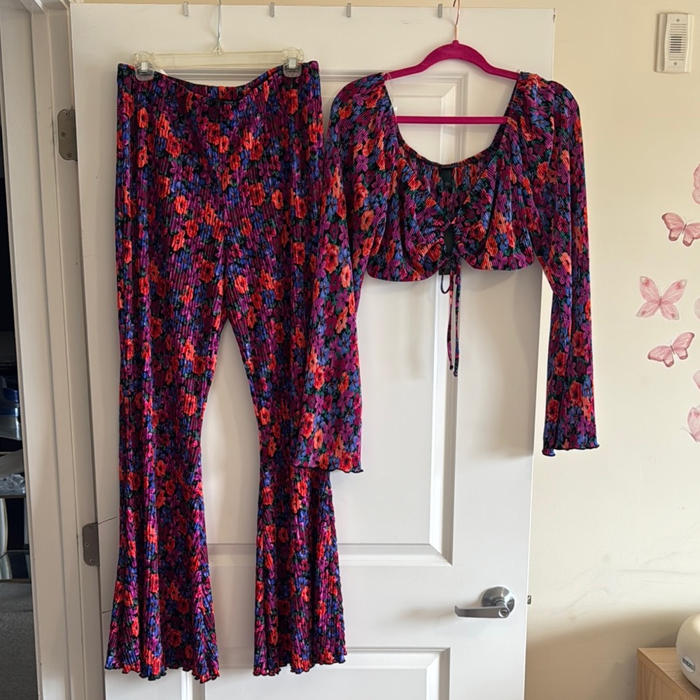 wild fable Purple Floral Two-Piece Set - Crop Top & Flare Pants